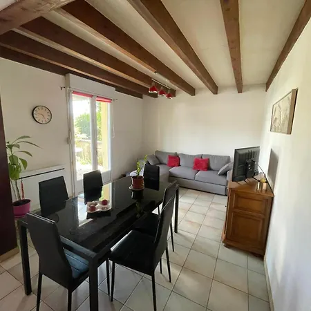 Сasa de vacaciones Bienvenue Entre Lacs, Balades Et Culture Salmiech