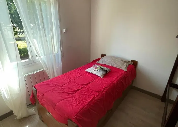 Bienvenue Entre Lacs, Balades Et Culture Vakantiehuis Salmiech