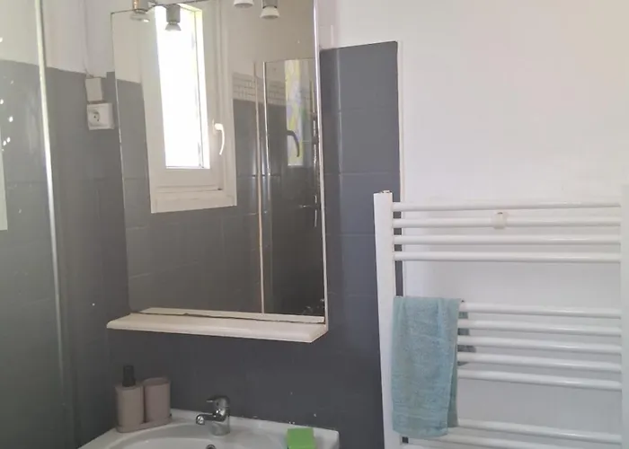 Vakantiehuis Bienvenue Entre Lacs, Balades Et Culture *